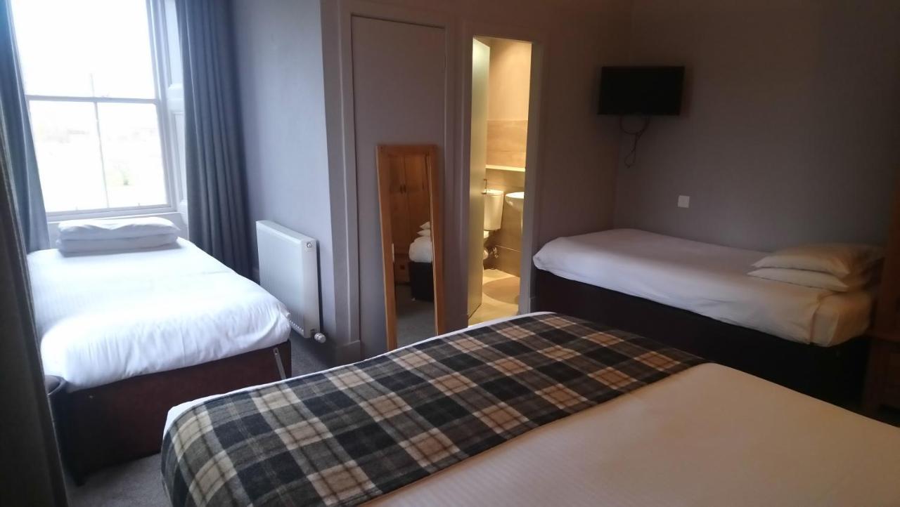 Benleva Hotel Дръмнадрочит Екстериор снимка